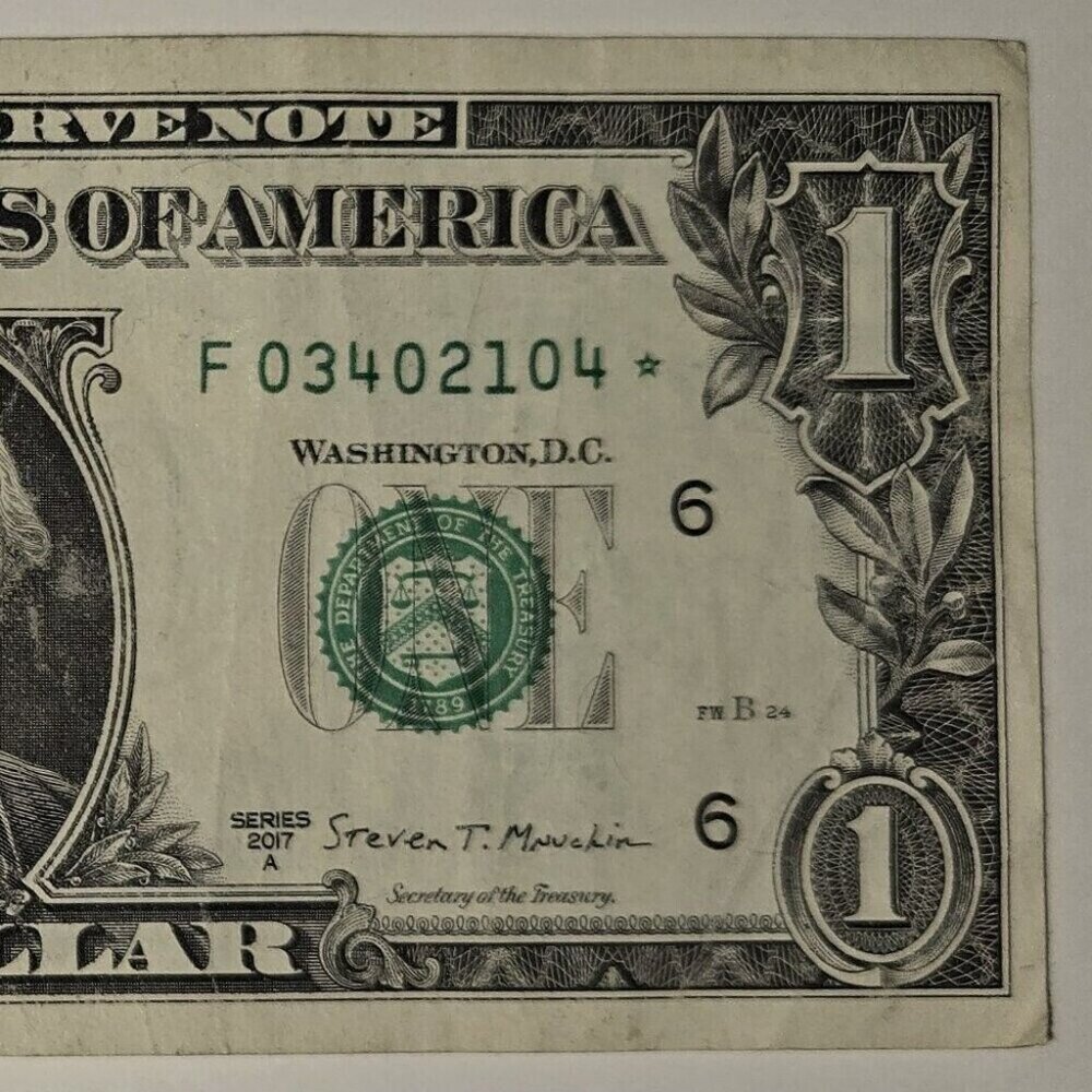 United States RARE $1 Bill Star Note Series 2017A F03402104* (B275)